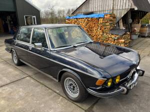 Image 7/42 de BMW 3,3 L (1974)