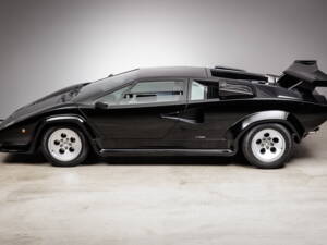 Bild 14/50 von Lamborghini Countach LP 400 S (1982)