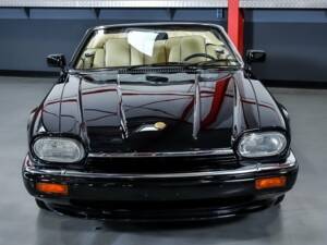 Image 2/7 de Jaguar XJS 6.0 (1994)