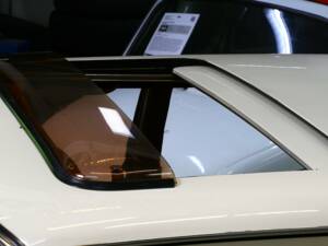 Image 9/15 of Mercedes-Benz 200 (1971)