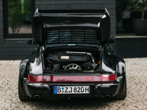 Image 78/95 de Porsche 911 Turbo 3.3 (1991)