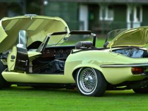 Imagen 19/50 de Jaguar E-Type V12 (1973)