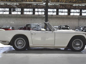 Bild 8/41 von Triumph TR 4A IRS (1965)