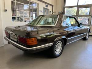 Image 6/29 de Mercedes-Benz 450 SLC (1983)