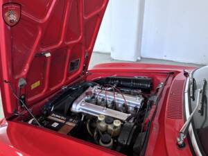 Bild 14/63 von Alfa Romeo Giulia 1300 GT Junior (1973)