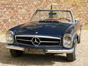 Image 11/50 de Mercedes-Benz 280 SL (1969)