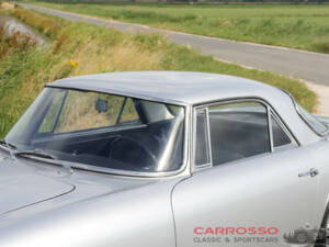 Bild 24/50 von Maserati 3500 GTI Touring (1962)