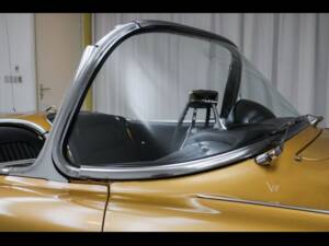 Image 49/100 of Chevrolet Corvette (1958)