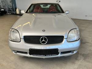 Imagen 12/40 de Mercedes-Benz SLK 230 Kompressor (1998)