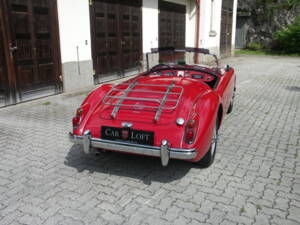 Image 27/31 of MG MGA 1600 (1959)