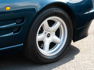 Image 31/50 of Aston Martin Virage Volante (1993)
