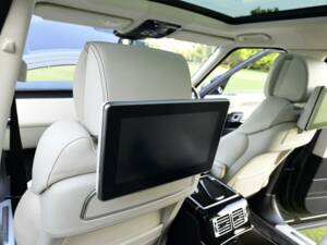 Bild 38/50 von Land Rover Range Rover Autobiography SDV8 (2017)