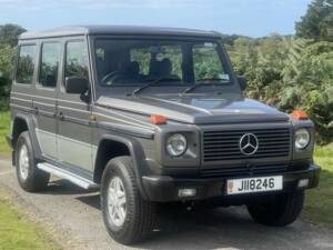 Immagine 4/11 di Mercedes-Benz 300 GE (LWB) (1991)