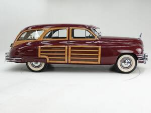 Image 9/15 of Packard Eight Station Sedan (1947)