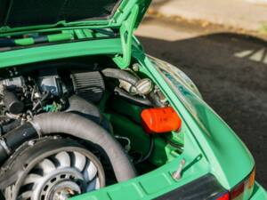 Image 36/48 of Porsche 911 2.7 (1975)