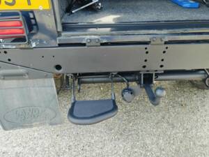 Image 14/39 de Land Rover Defender 90 (1997)