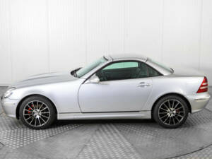 Bild 50/50 von Mercedes-Benz SLK 320 (2000)