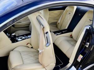 Image 6/44 de Bentley Continental GT (2010)