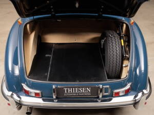 Bild 34/44 von Mercedes-Benz 300 S Cabriolet A (1953)