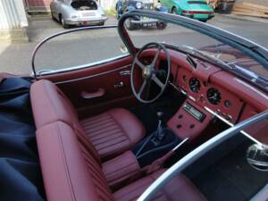 Image 24/26 of Jaguar XK 150 SE OTS (1958)