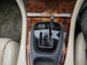 Image 25/25 de Jaguar XJ 8 4.2 (2003)