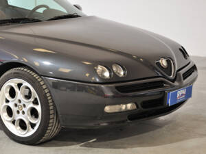 Image 26/29 of Alfa Romeo GTV 2.0 Twin Spark (2001)