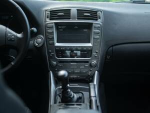Afbeelding 30/50 van Lexus IS 220d (2006)