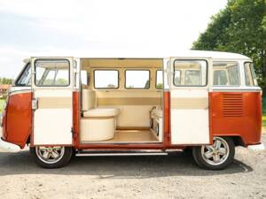 Image 2/50 of Volkswagen T1 Kombi (1964)
