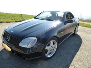 Image 14/53 of Mercedes-Benz SLK 230 Kompressor (1999)