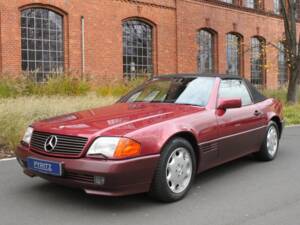 Image 2/24 of Mercedes-Benz 500 SL (1991)