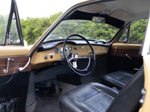 Bild 32/50 von Volkswagen Karmann Ghia 1600 (1970)