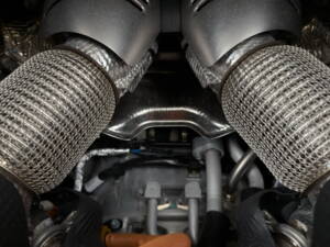 Image 39/42 de Ferrari 296 GTS (2024)