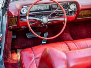 Bild 15/18 von Cadillac Eldorado Convertible (1964)