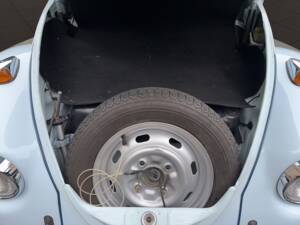 Image 18/25 of Volkswagen Beetle 1500 (1969)