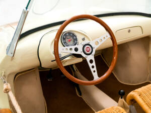 Afbeelding 4/40 van FIAT 500 Savio Spider Elegance (1963)