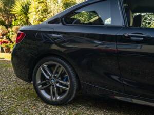 Image 32/50 of BMW 220i (2016)