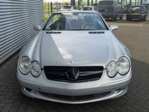 Image 2/6 de Mercedes-Benz SL 500 (2006)