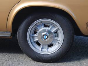 Image 10/14 de BMW 2500 (1972)