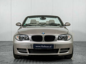 Bild 14/50 von BMW 118i (2008)