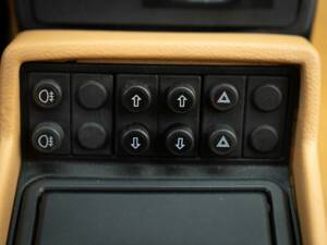 Image 35/50 of Alfa Romeo 2.0 Spider (1991)