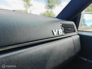 Immagine 25/40 di Volvo 760 (1988)