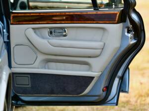 Image 23/50 of Rolls-Royce Silver Seraph (1998)