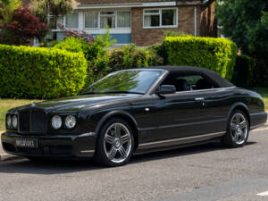 Image 7/31 of Bentley Azure T (2009)