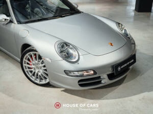 Image 10/49 of Porsche 911 Targa 4S (2008)