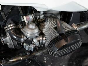 Bild 23/50 von BMW DUMMY (1993)