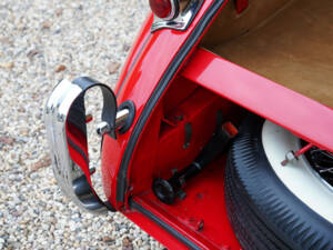 Image 21/50 of Jaguar XK 120 OTS (1954)