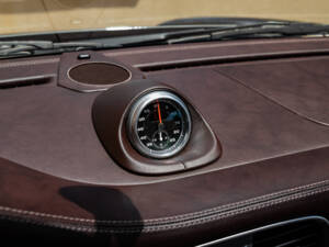 Image 32/50 of Porsche 911 Carrera 4S (2006)