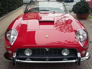 Image 3/7 de Ferrari 250 GT Spyder California SWB (1962)