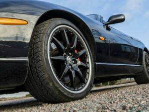 Imagen 32/38 de Jaguar XKR (2004)