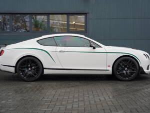 Image 3/50 of Bentley Continental GT3 R (2015)